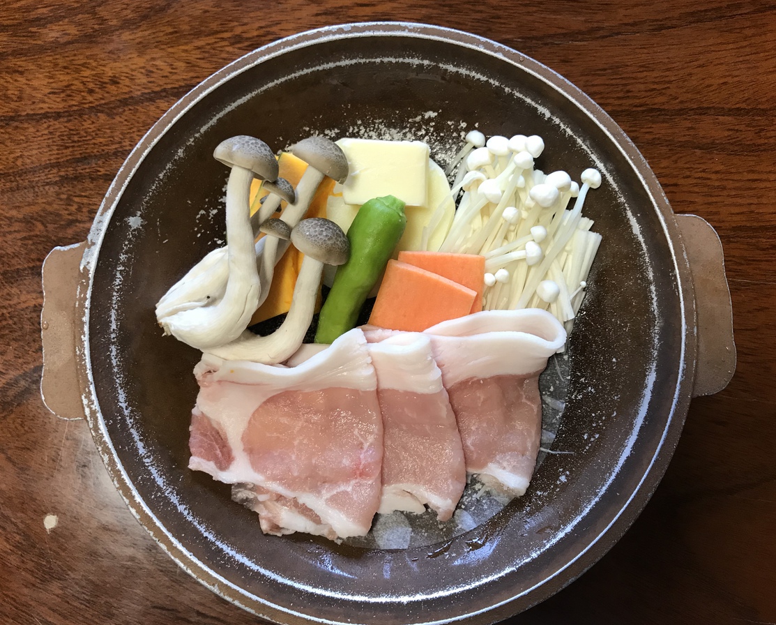 豚肉と野菜の陶板焼き