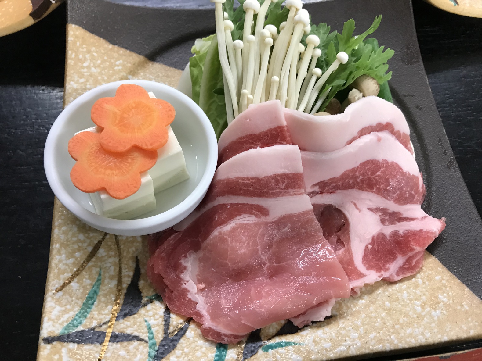 豚肉と野菜の味噌だし小鍋