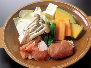 地鶏と野菜の陶板焼き