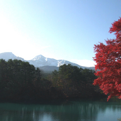 磐梯山と紅葉