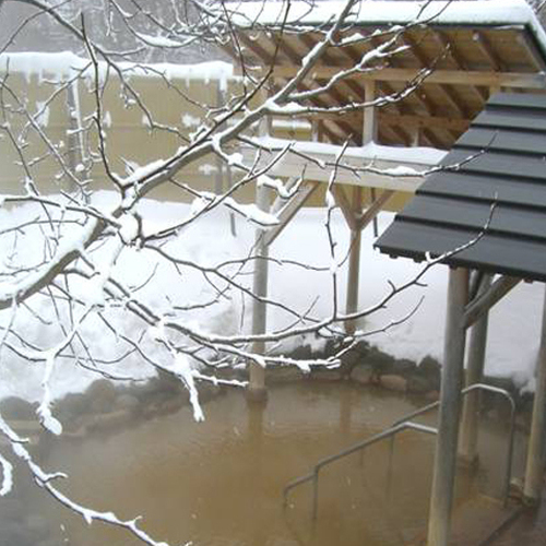 雪の露天風呂