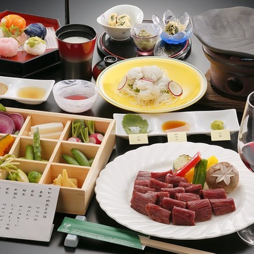福島牛たっぷり陶板焼きと会津野菜の玉手箱コース