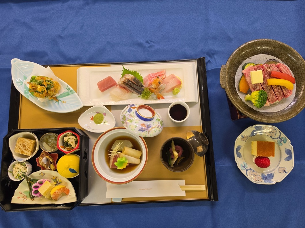 【2食付／アップグレード】ブランド牛「生粋かながわ牛」ほか、ワンランク上の食を味わう＜元箱根プラン＞