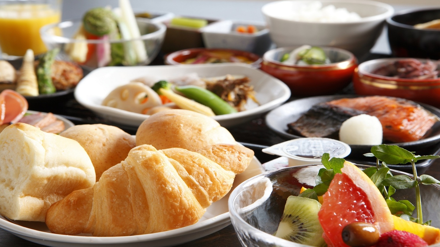 【楽天スーパーSALE】10％OFF天然温泉×サウナ＆美味しい朝食で一日の元気なスタート♪朝食付