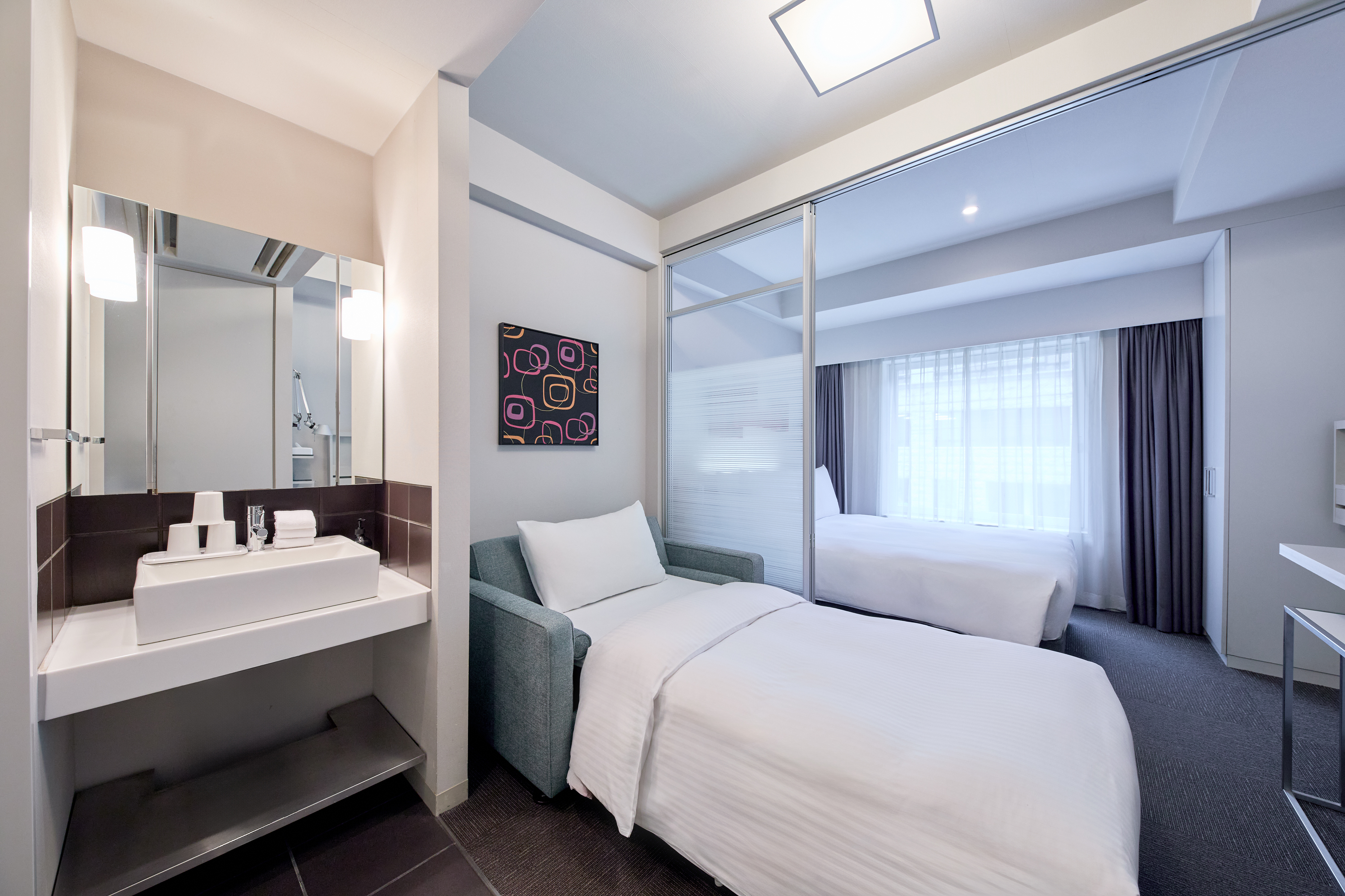 スタジオダブル（ソファベッド設置時）