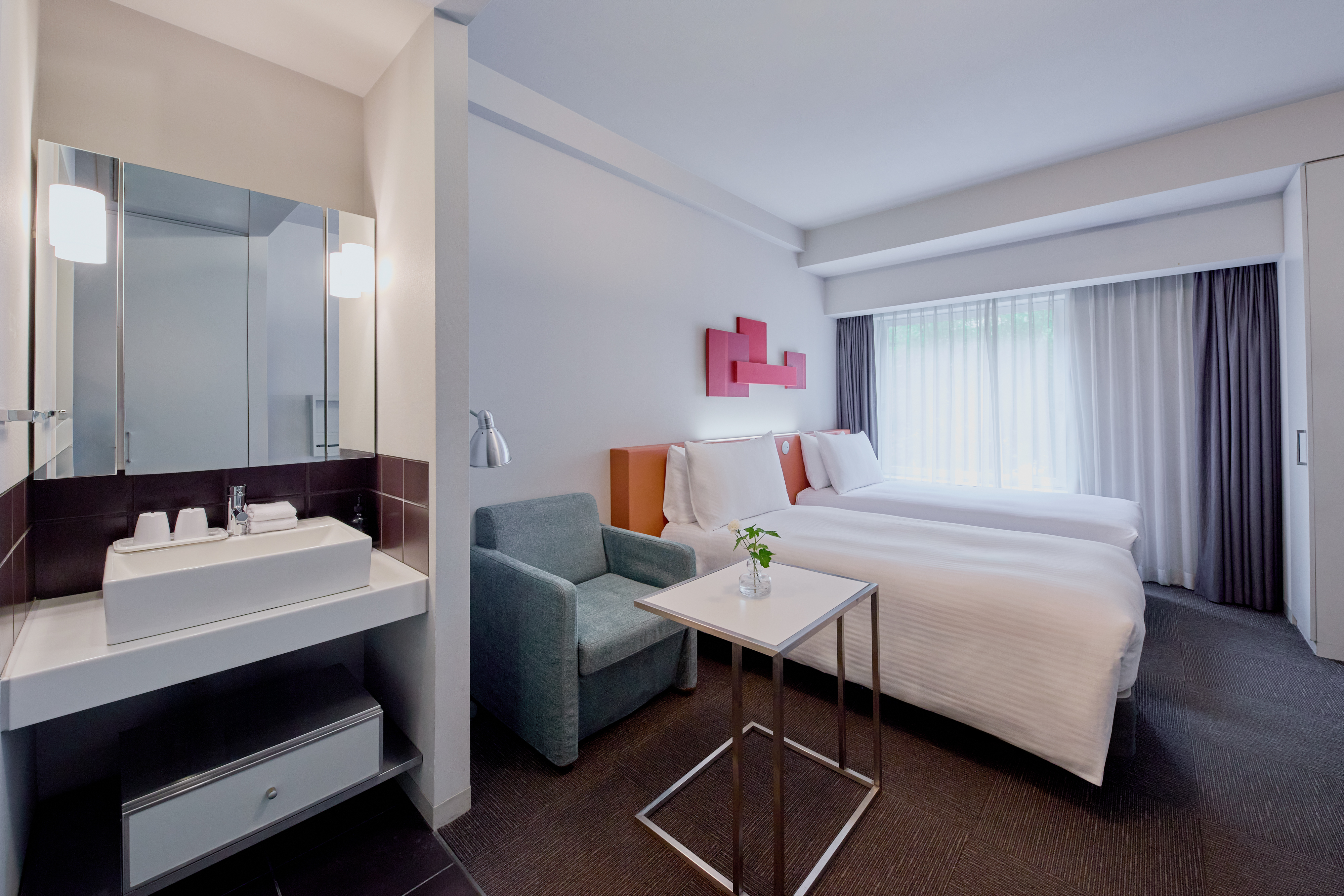 スタジオツイン