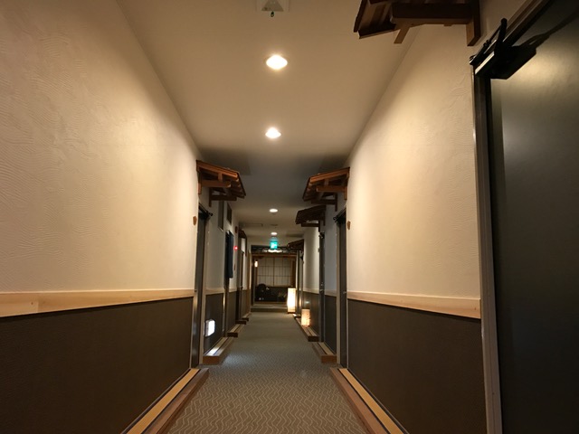 ２階客室廊下