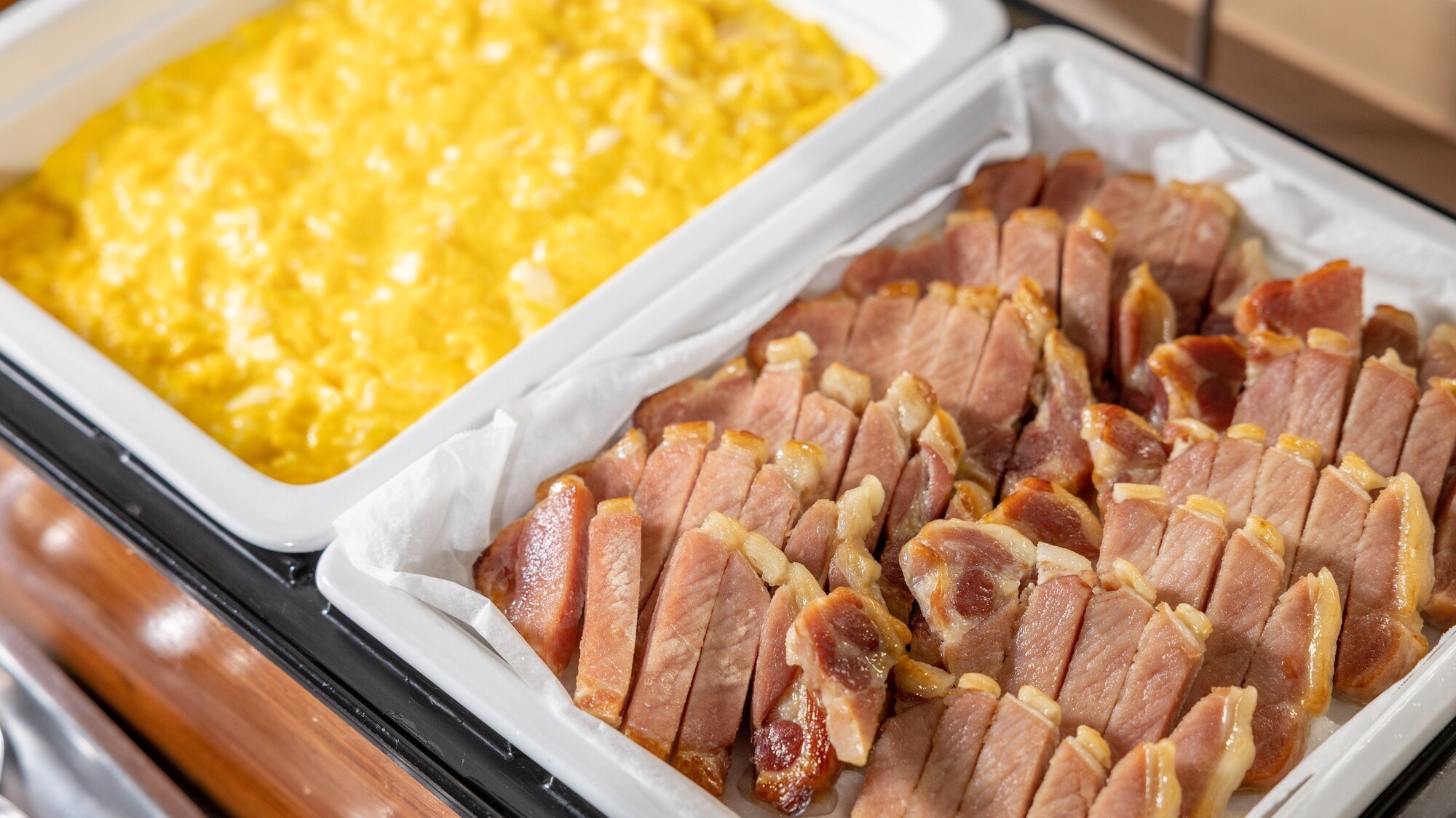 【直前割／夕朝食付】ホテルで完結！飲食店を探す手間なし！当館の”ウリ”は食事なんです