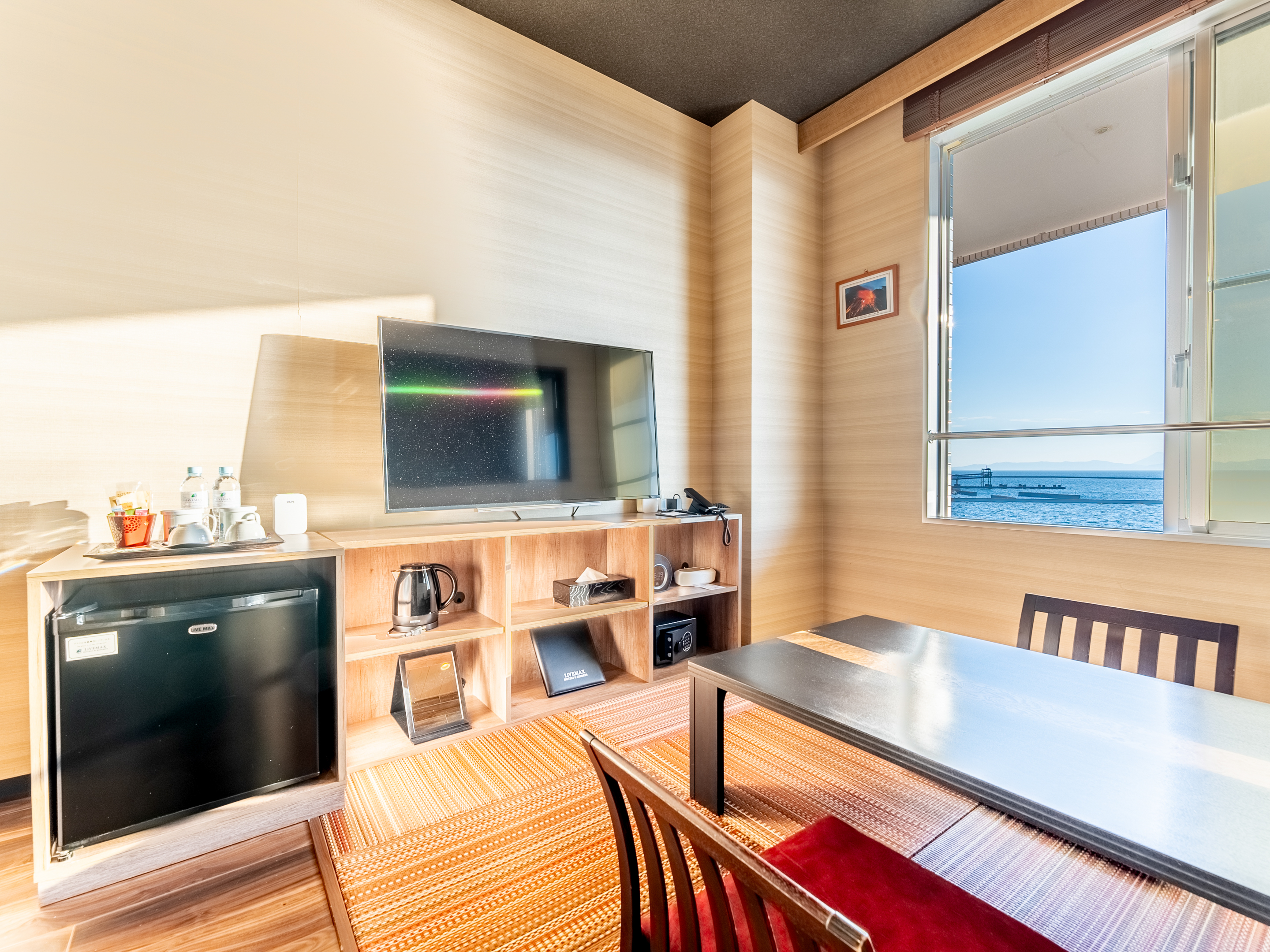 ［和モダン和洋室］30㎡　信楽焼半露天風呂付　