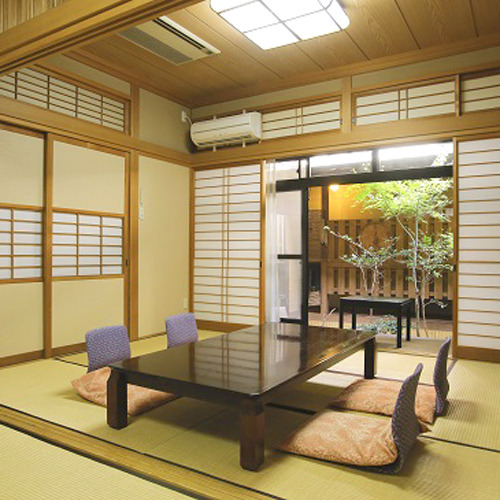 [Azalea] A spacious room with 6 tatami mats and 2 kens.