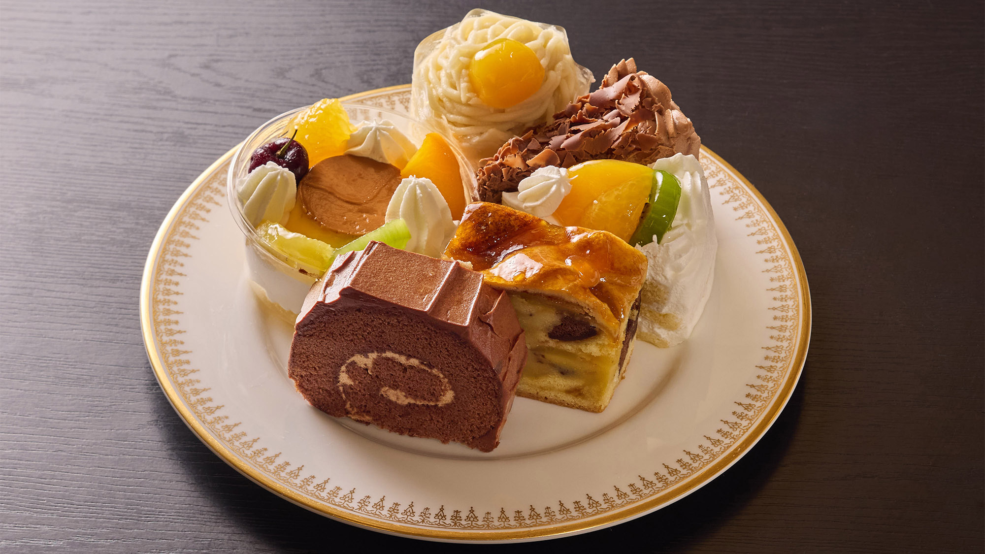 ・【手作りスイーツ】パティシエが作る手作りのケーキやプリンは、どこか懐かしい本格派のお味です