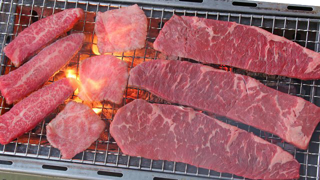【キャンプ場・日帰り昼食】手ぶらでバーベキュー「プレミアムコース」お肉1人前（近江牛含む）約300g