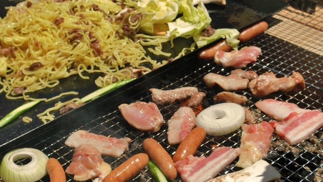 【キャンプ場・日帰り昼食】手ぶらでバーベキュー「スタンダードセット」　1人前のお肉が約300g