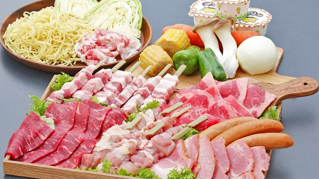 【キャンプ場・日帰り昼食】手ぶらでバーベキュー「ファミリーセット」　1人前のお肉が約240g