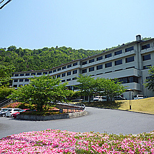 休暇村近江八幡 東館 外観