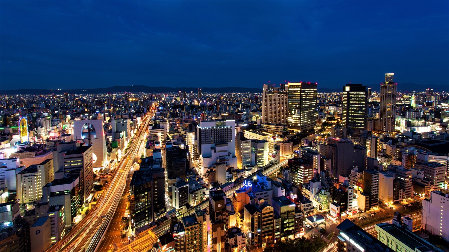 【アップグレード確約】スタンダードの料金で「大阪市街の煌めく夜景が望める」お部屋へ＜朝食付き＞