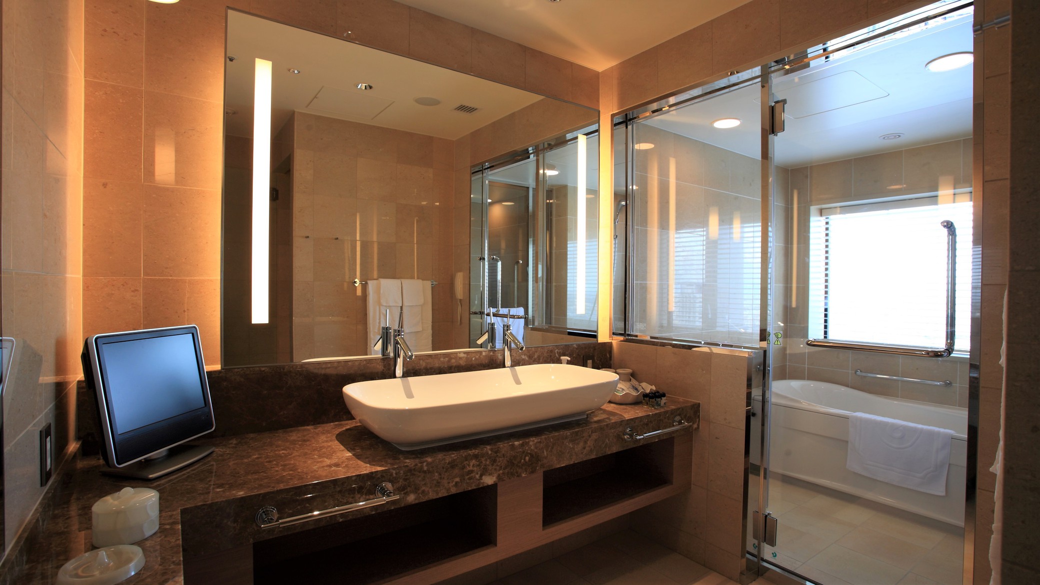 【客室】ジュニアスイートバスルーム