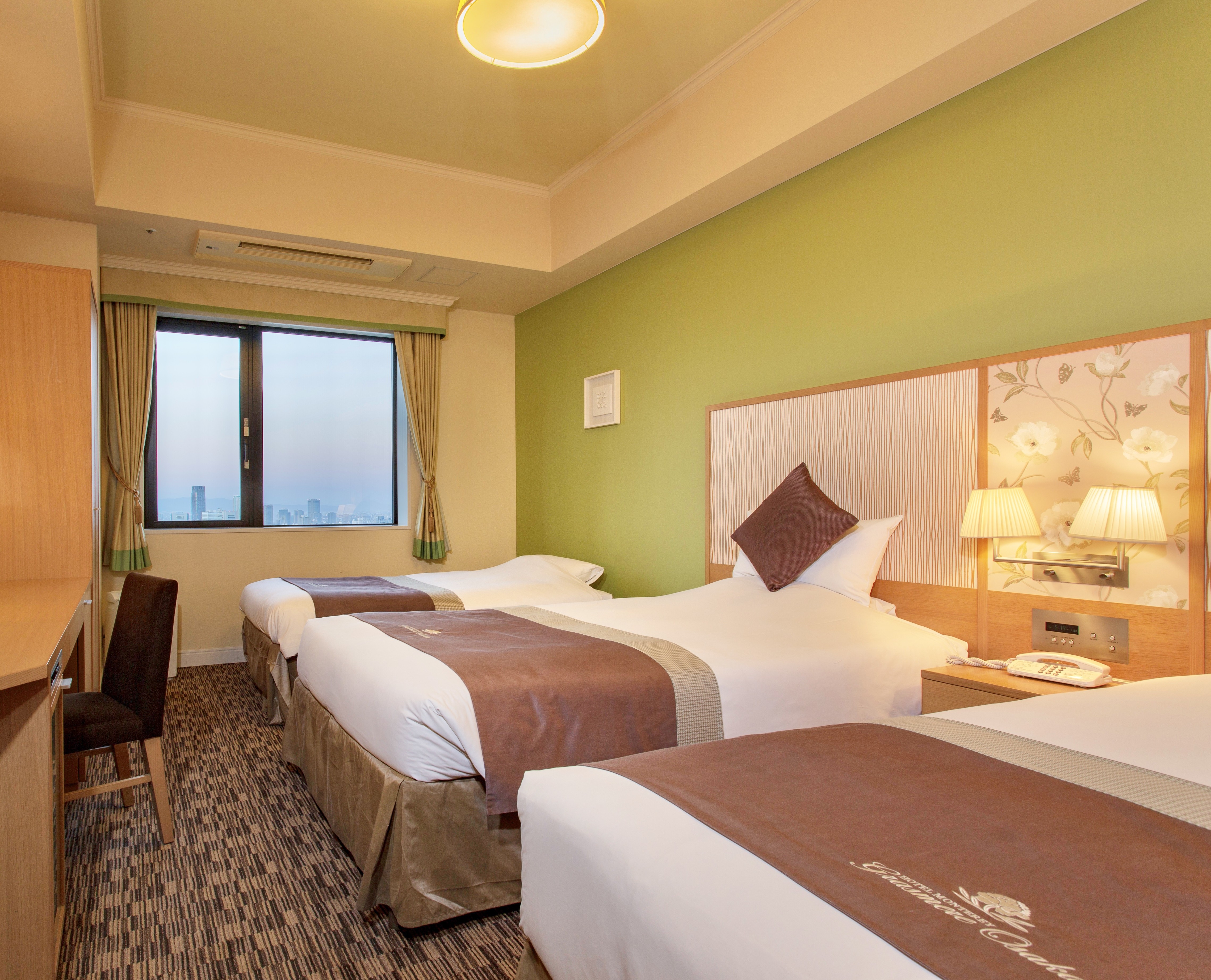 トリプルルーム