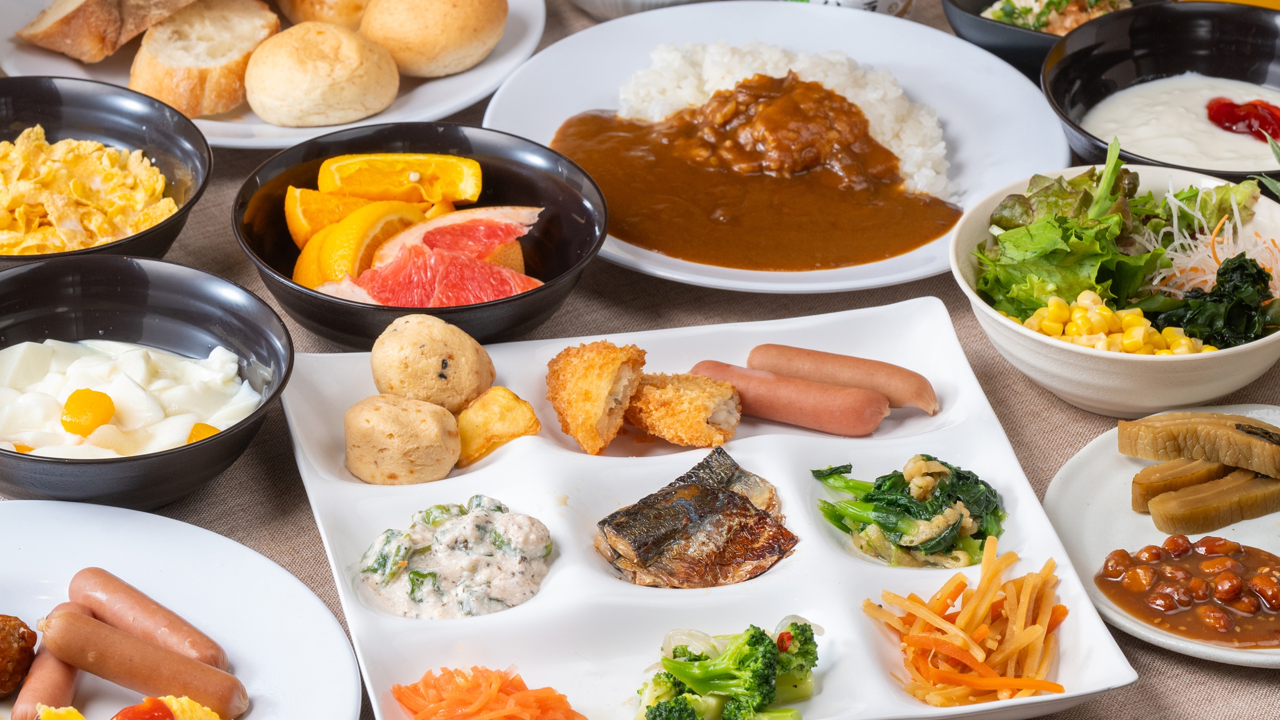 朝食ビュッフェ