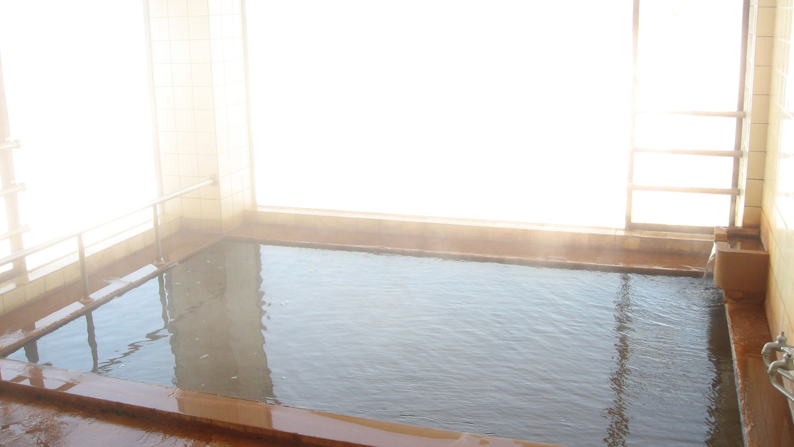 関温泉の名湯を、【100％源泉かけ流し】でお楽しみください♪