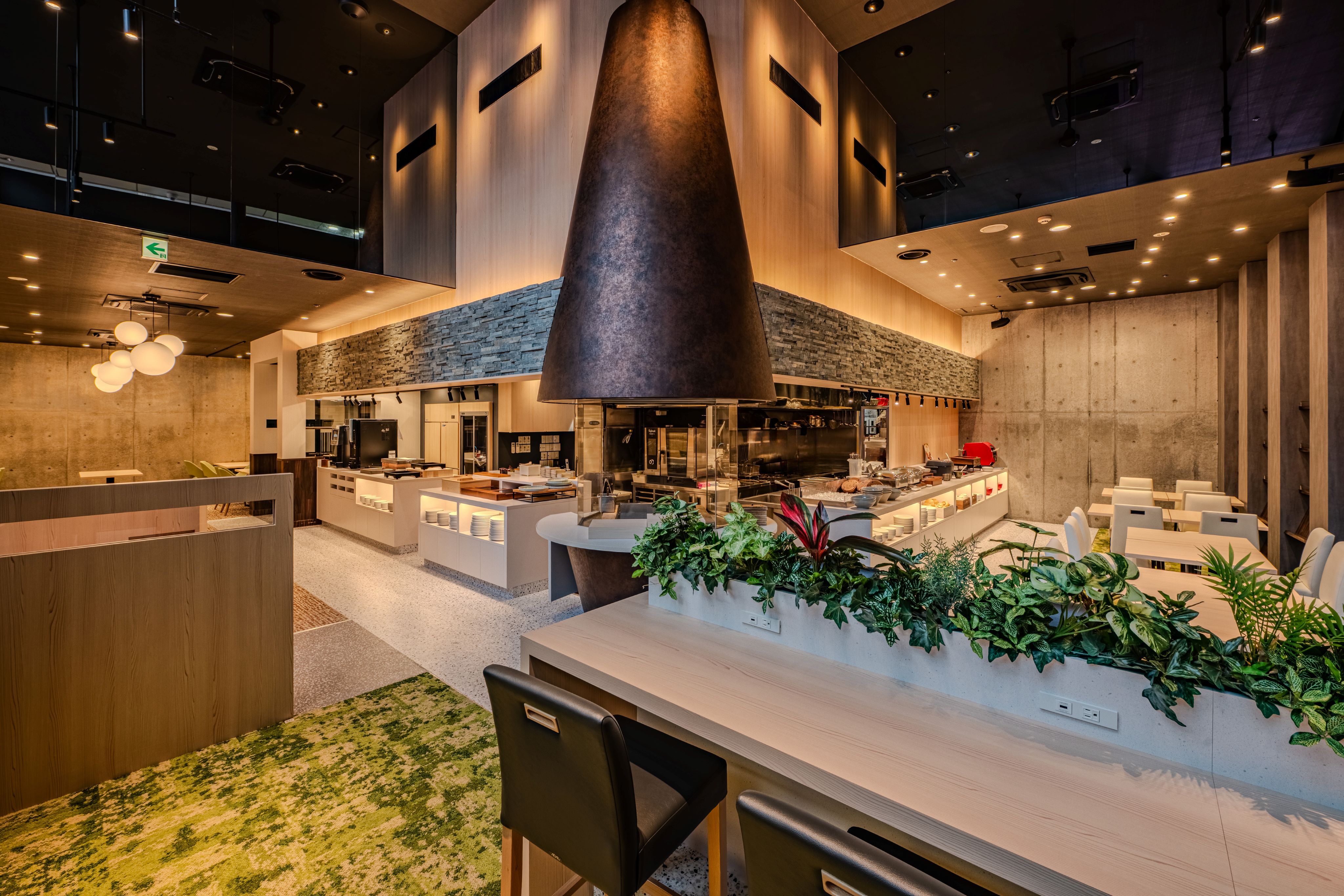 レストラン風景②