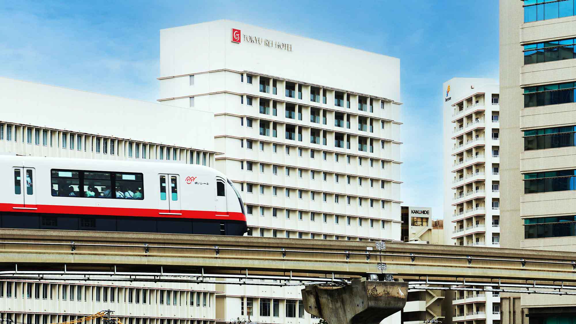 【ポイント10倍】出張応援！那覇空港11分／ビジネス中心地「旭橋駅」直結／国際通り徒歩圏内＜素泊り＞