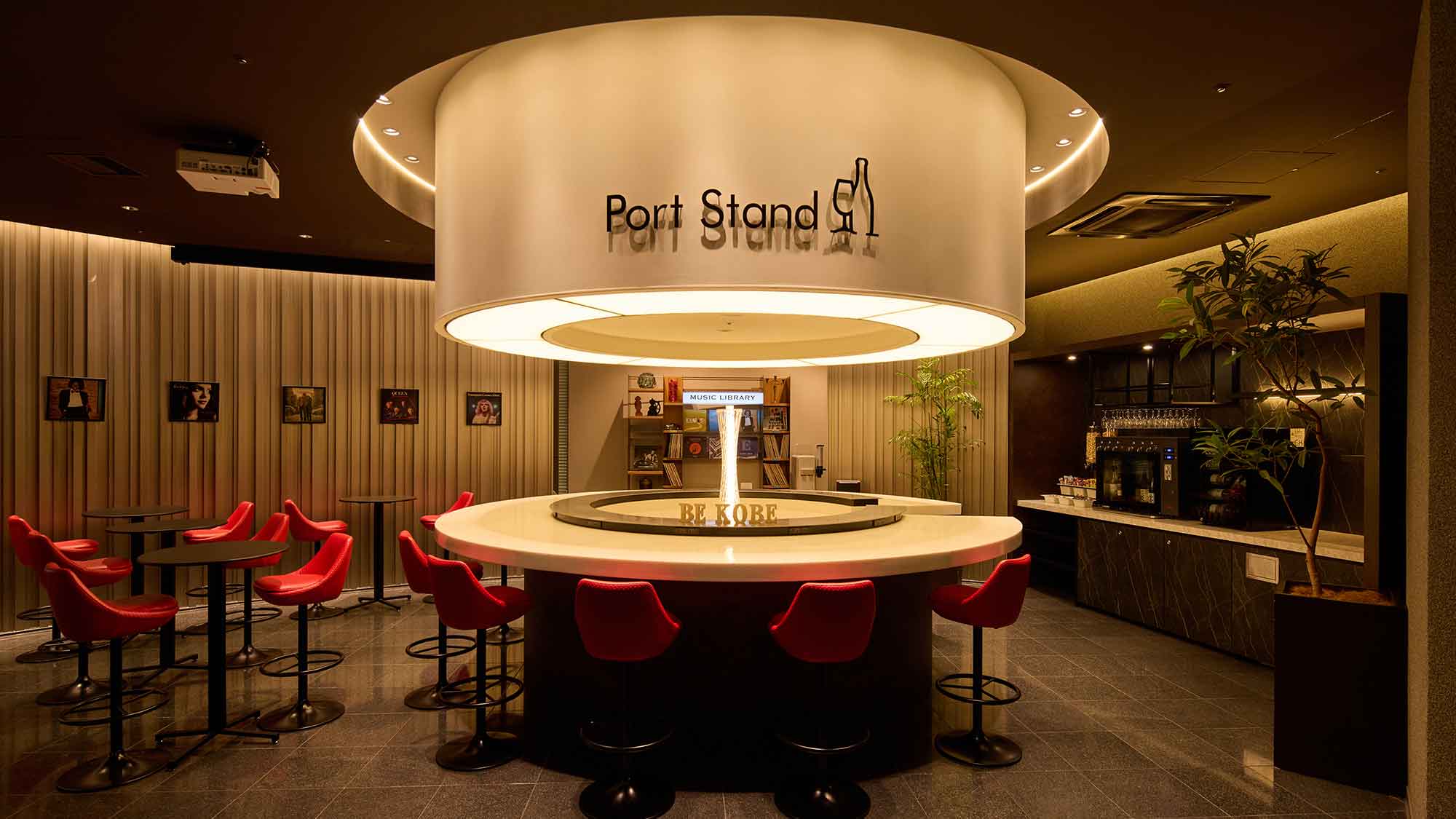 宿泊者限定 セルフ式ミニバーコーナーやフリースナックもご用意あります。