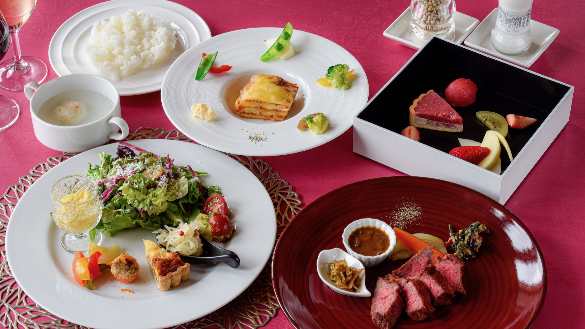 スタンダードプラン夕食ス一例。