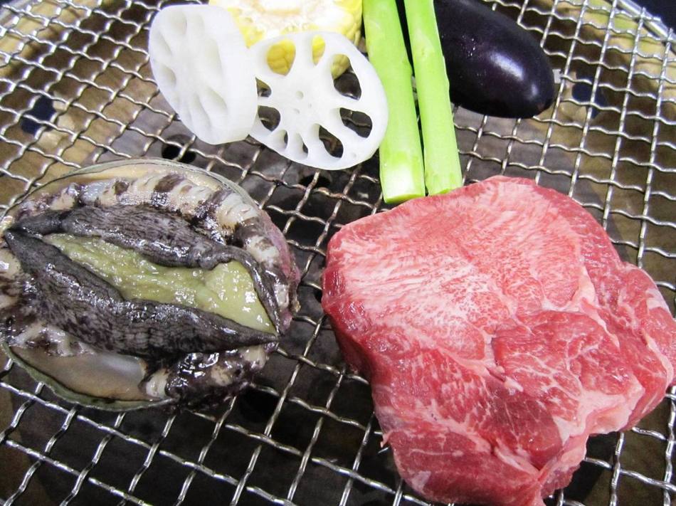 Abalone / beef tongue charcoal-grilled plan