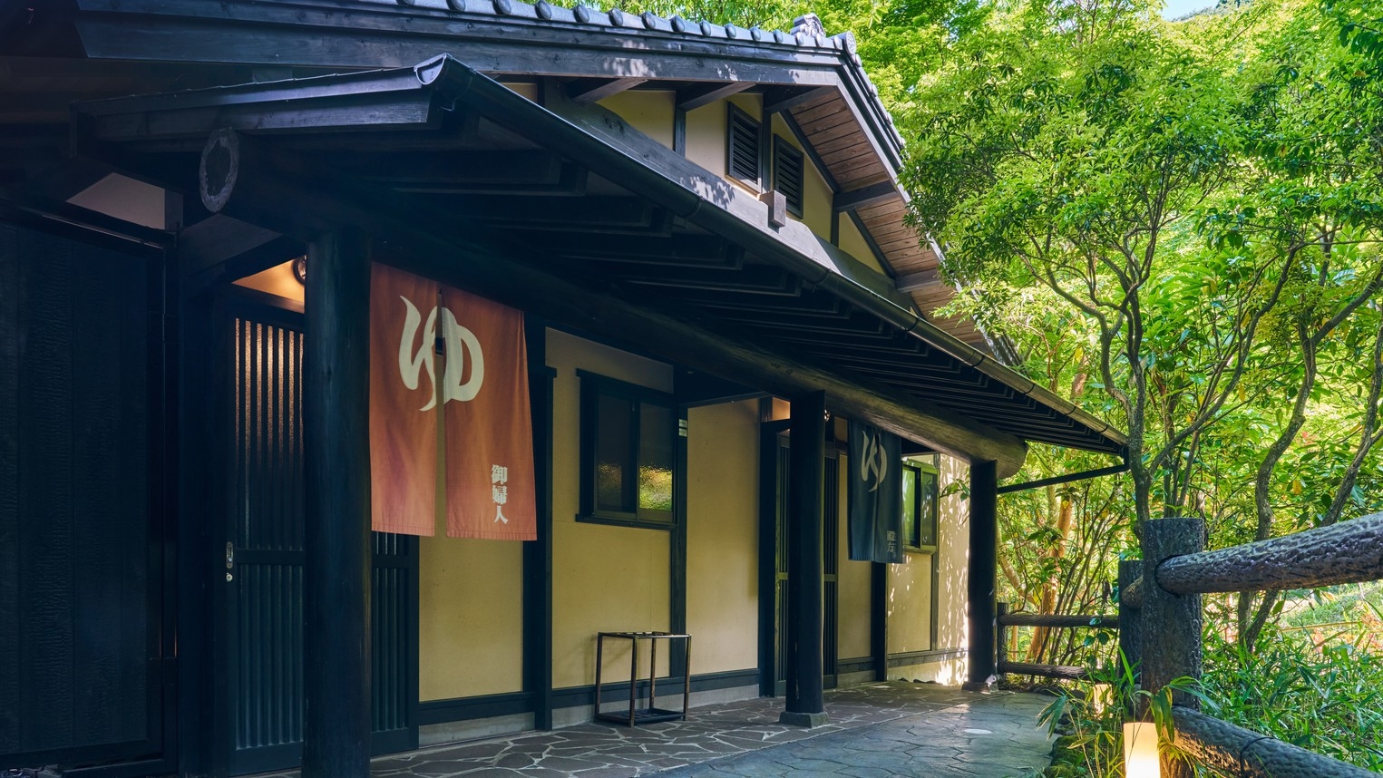 【お盆限定】【素泊まりプラン】※お食事なし〜１９時までチェックイン可能　源泉かけ流し露天風呂付き客室