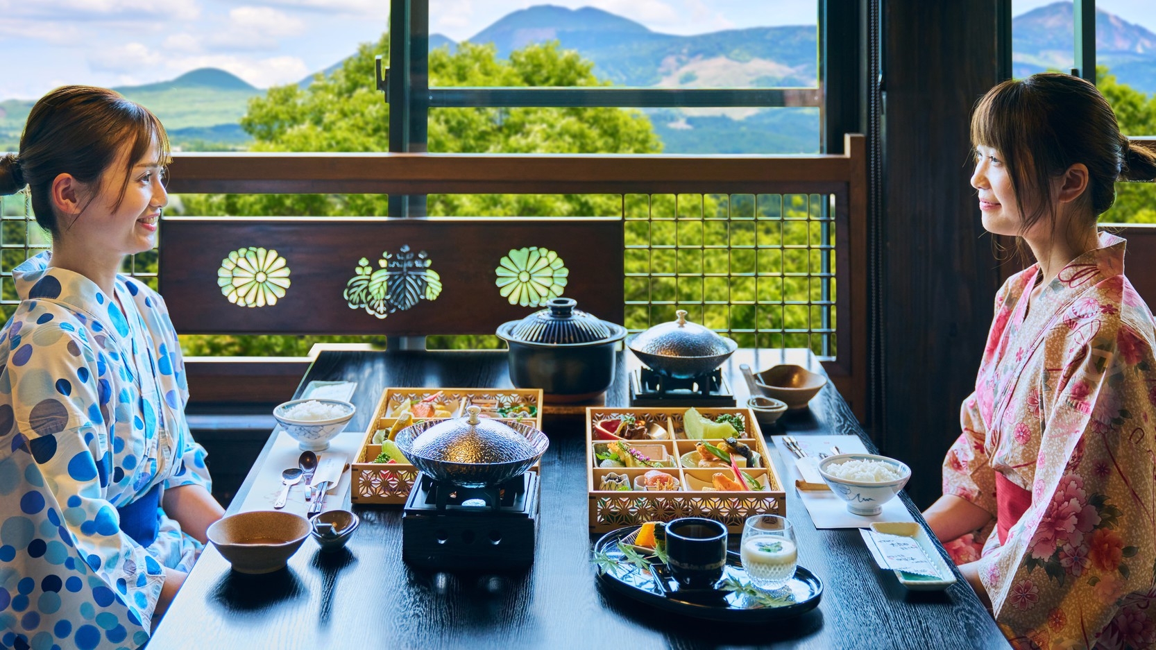 【お盆限定】２食付『肥後街道会席』熊本の郷土料理と旬の食材　お部屋で源泉かけ流し温泉を堪能！