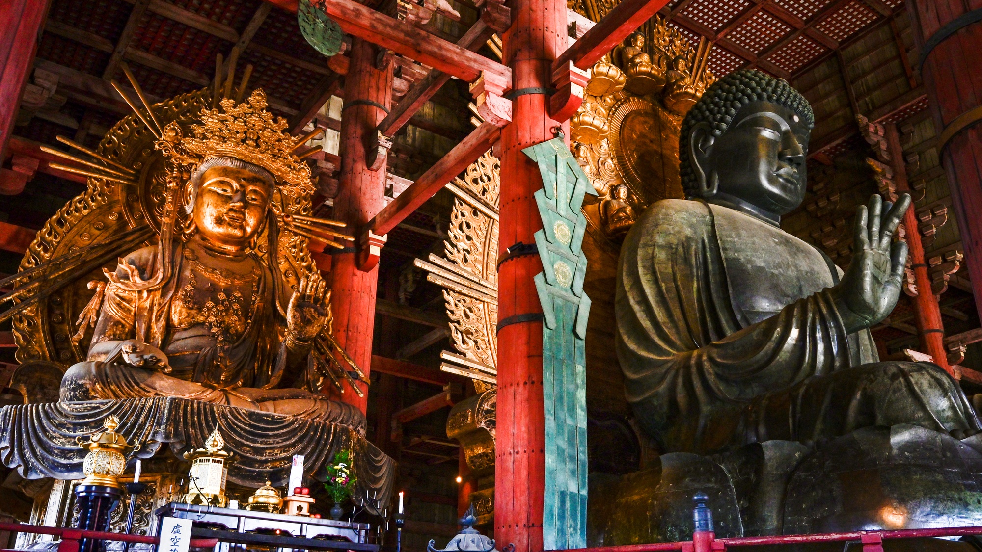 東大寺【当館から徒歩約30分】奈良の大仏がある世界最大の木造建築物として知られる