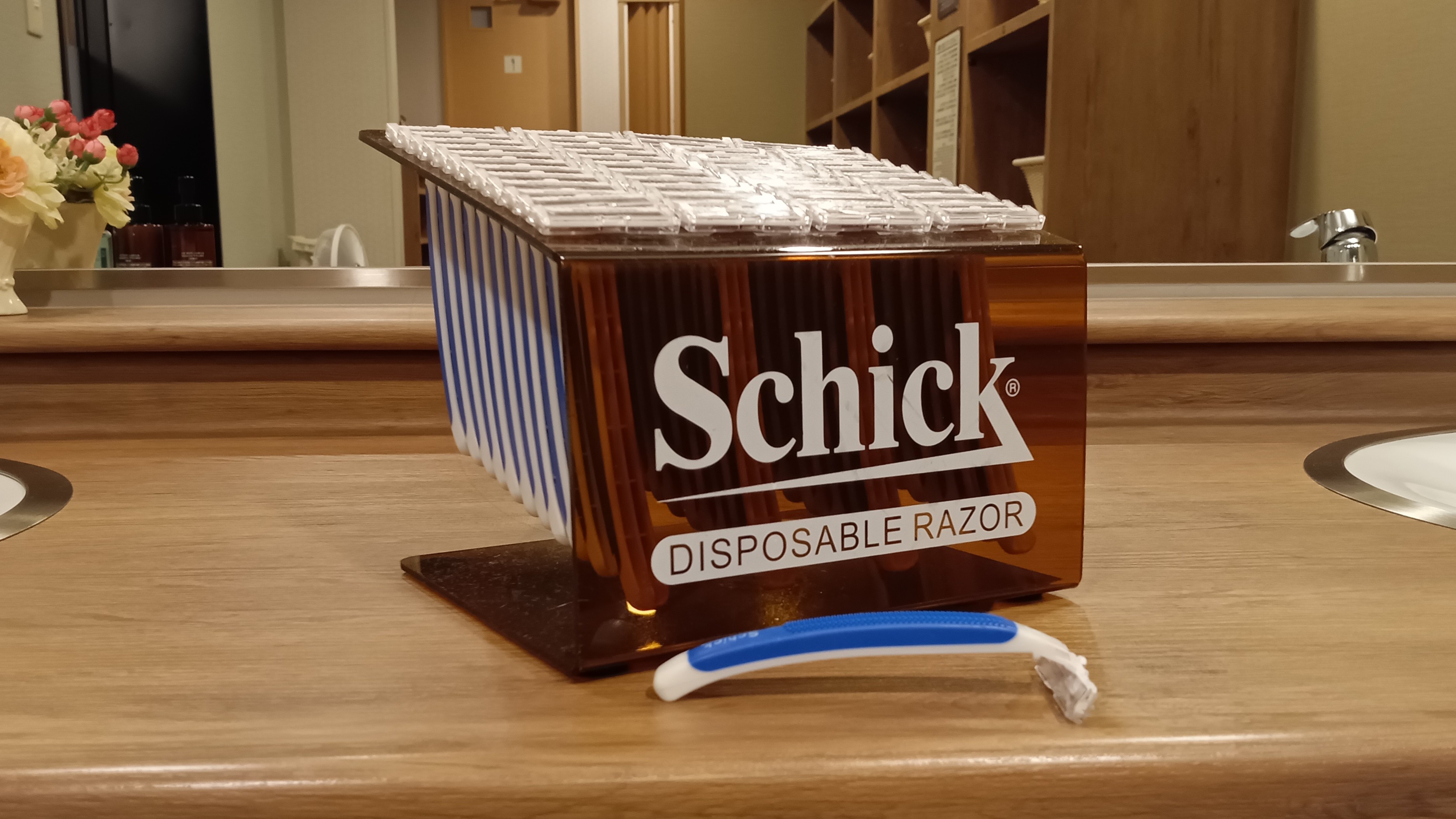 ◆男性大浴場◆ひげそり『Shick』