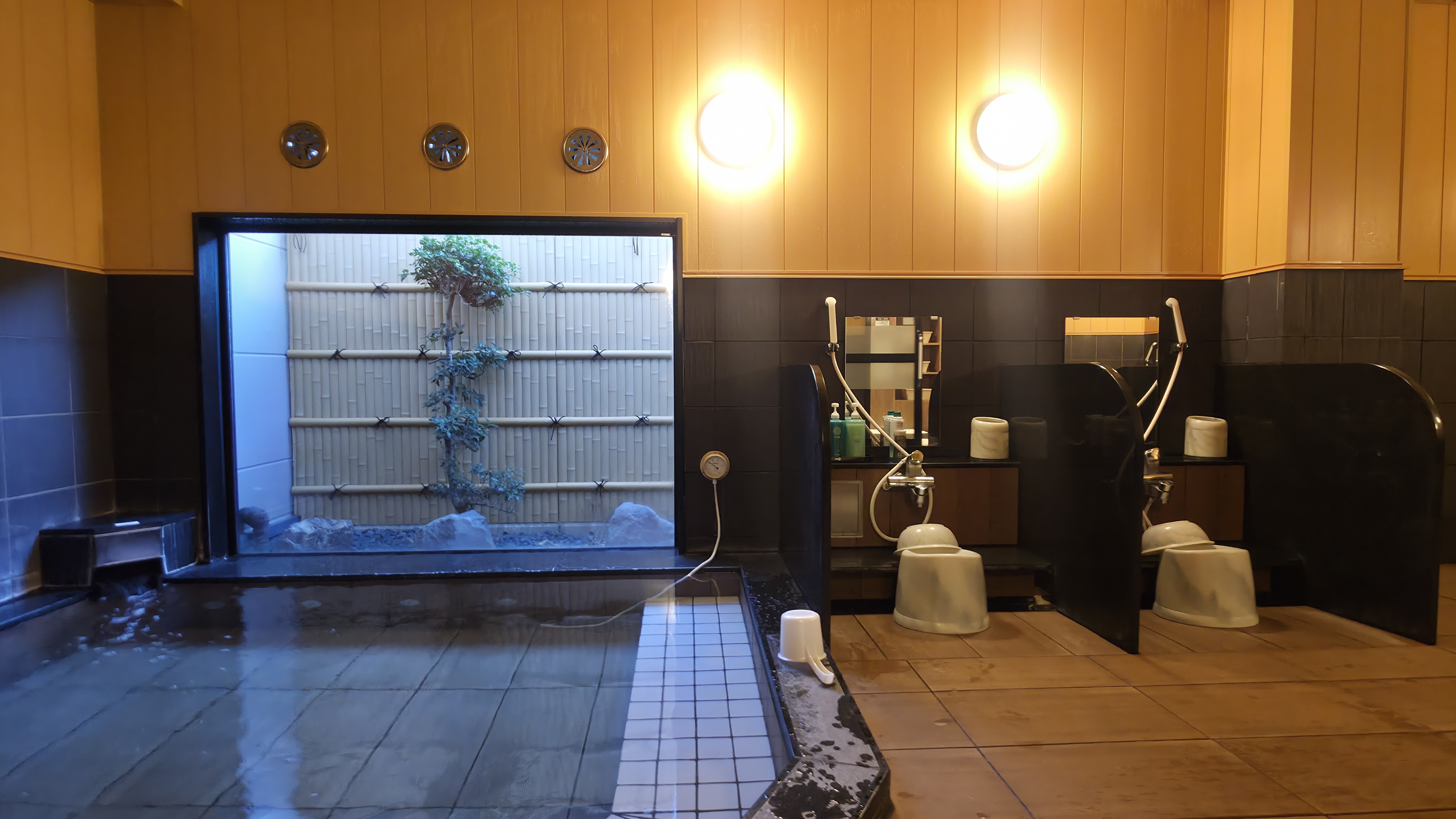 西館◆男性大浴場◆浴室