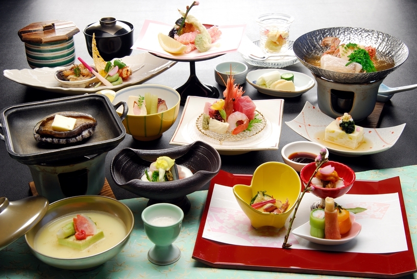 【楽天スーパーSALE】10％OFF☆客室おまかせ☆源泉100％かけ流し露天付き客室で優雅なひと時を
