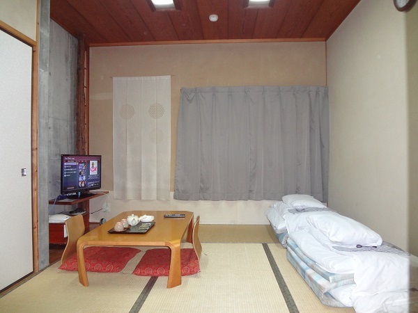 Japanese-style room 6 tatami 302