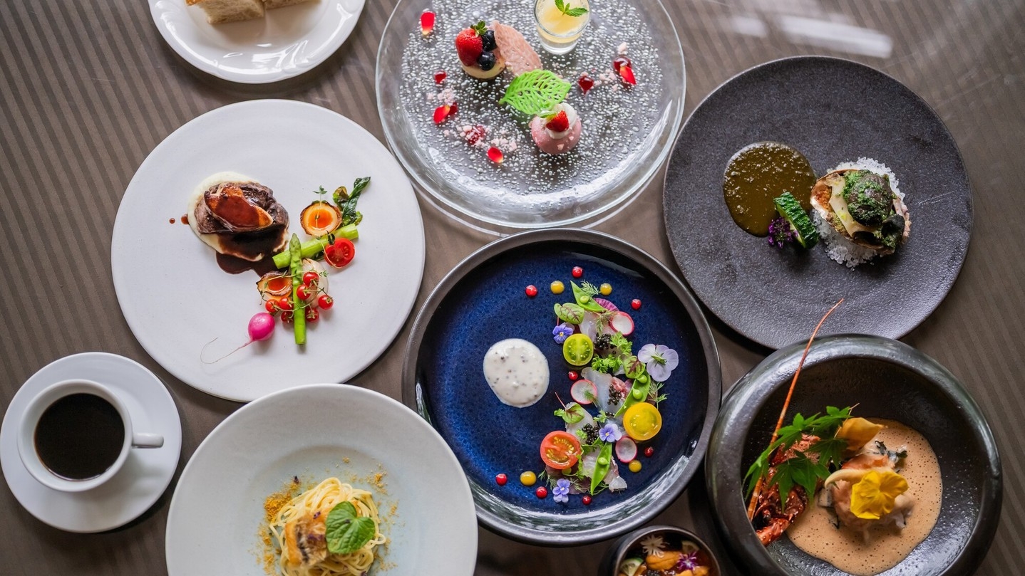 【５日前までのご予約・組数限定・プレミアムディナーコース】その日採れた最高の食材で、極上の美味を