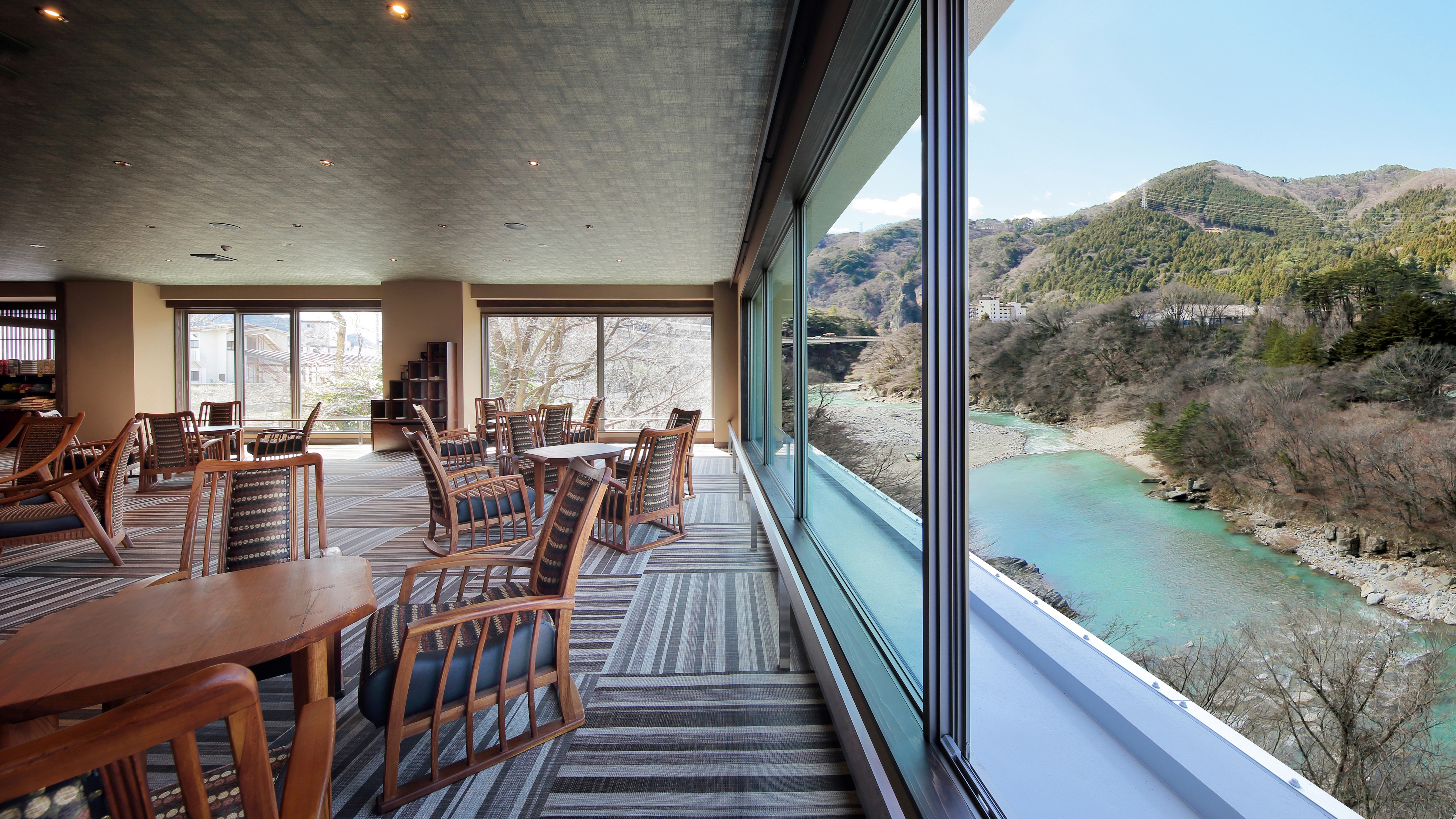 鬼怒川温泉 静寂とまごころの宿 七重八重