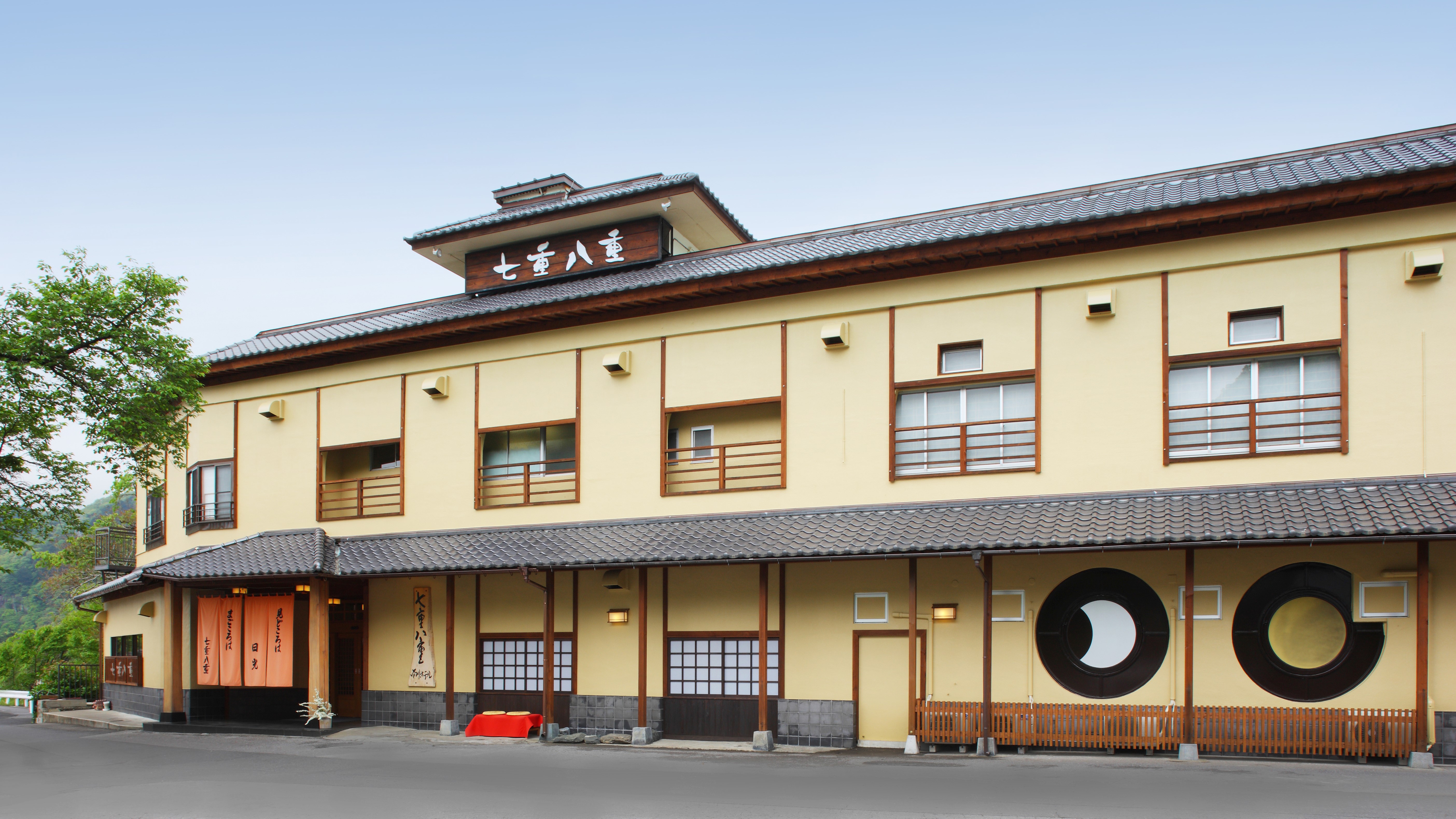 鬼怒川温泉 静寂とまごころの宿 七重八重