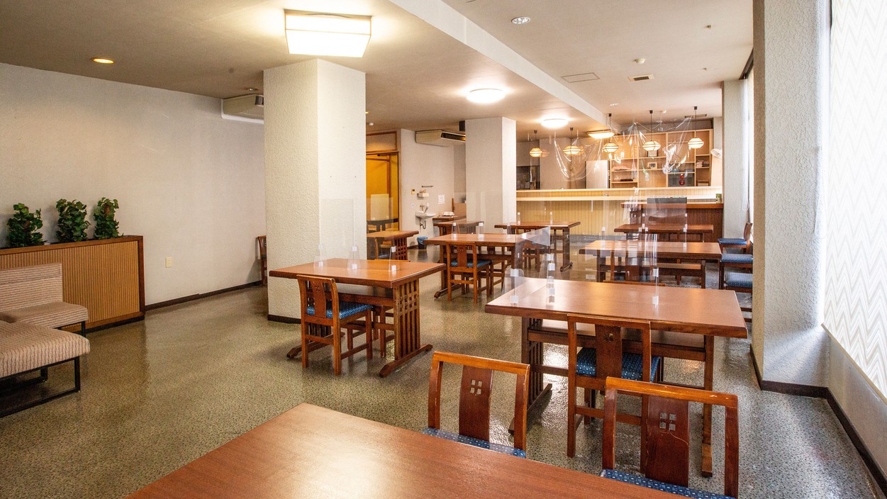 【直前割！お部屋おまかせ】＜朝食付き＞　JR別府駅徒歩１分！駐車場無料◆全室天然温泉付き◆