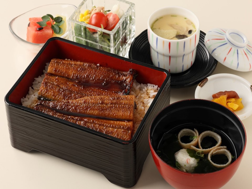 夕食は贅沢にうなぎ一尾まるごと使用！【浜名湖産うな重】2食付プラン
