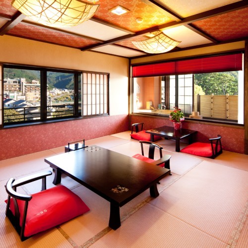 15 Japanese-style rooms