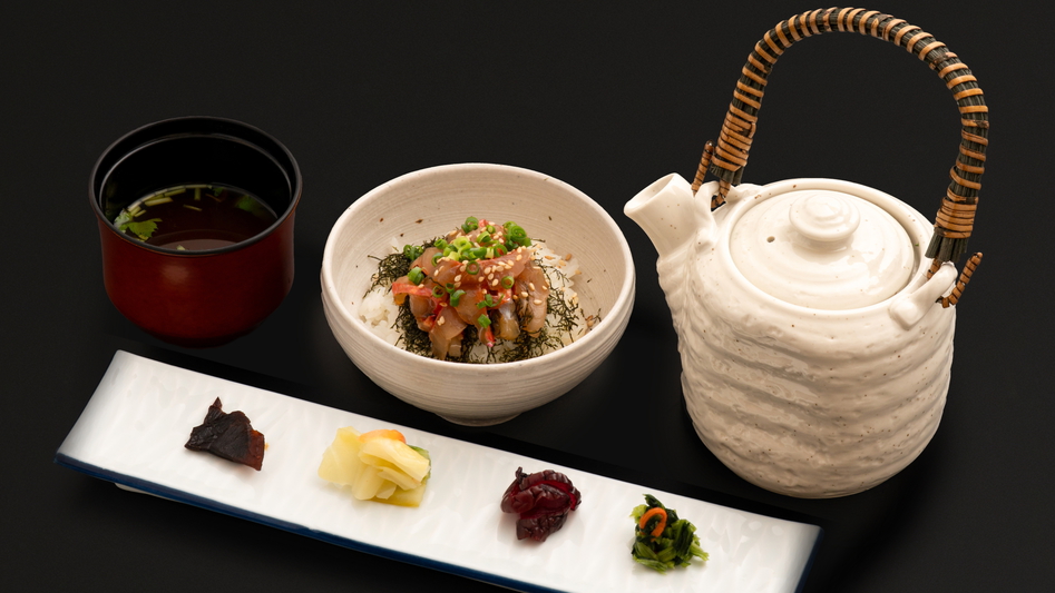 【金目尽くし会席】王道料理から郷土料理まで、6つの金目鯛料理を楽しむ。メインは金目鯛の塩釜焼き