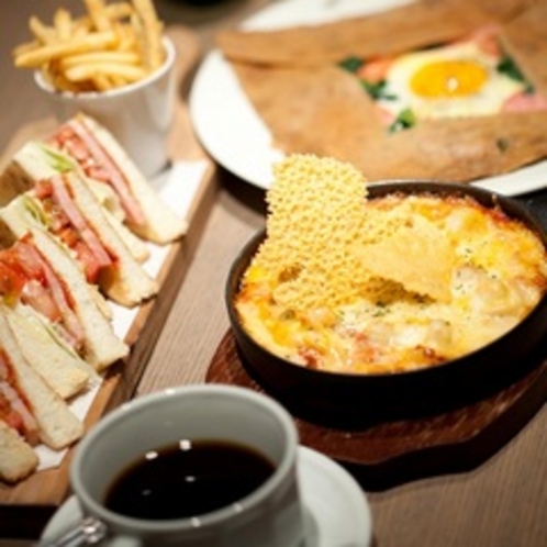 ■１Fカフェ■TABLES CAFE