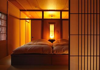 Hanamomo Room