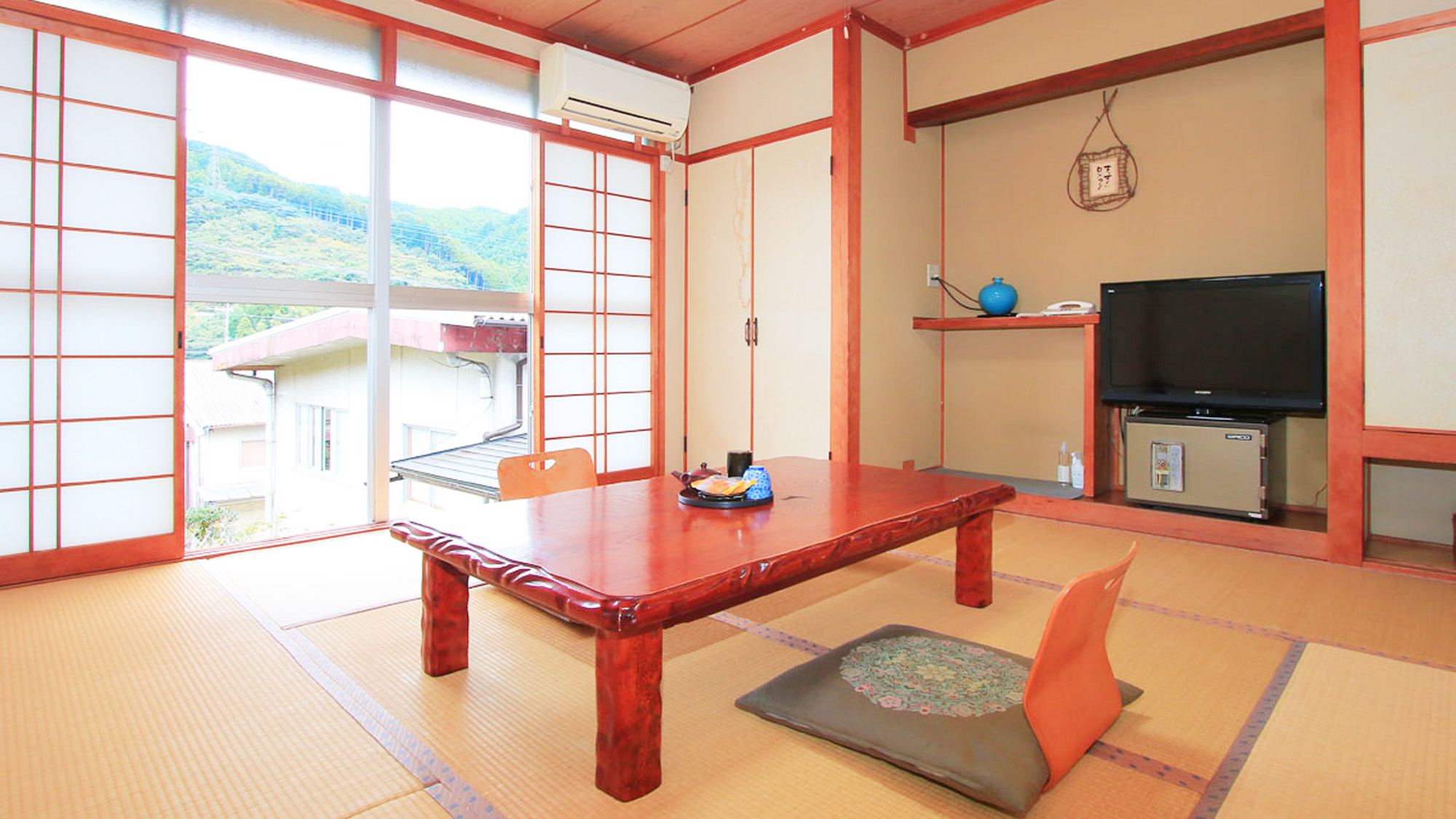 部屋_8畳間