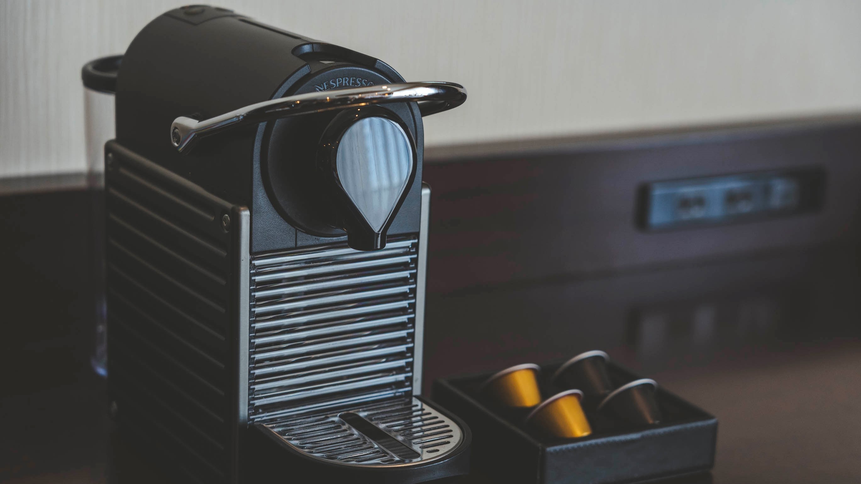 ＜週末限定＞３・４名利用でおひとり1，000円分の館内利用券付き！【朝食付】