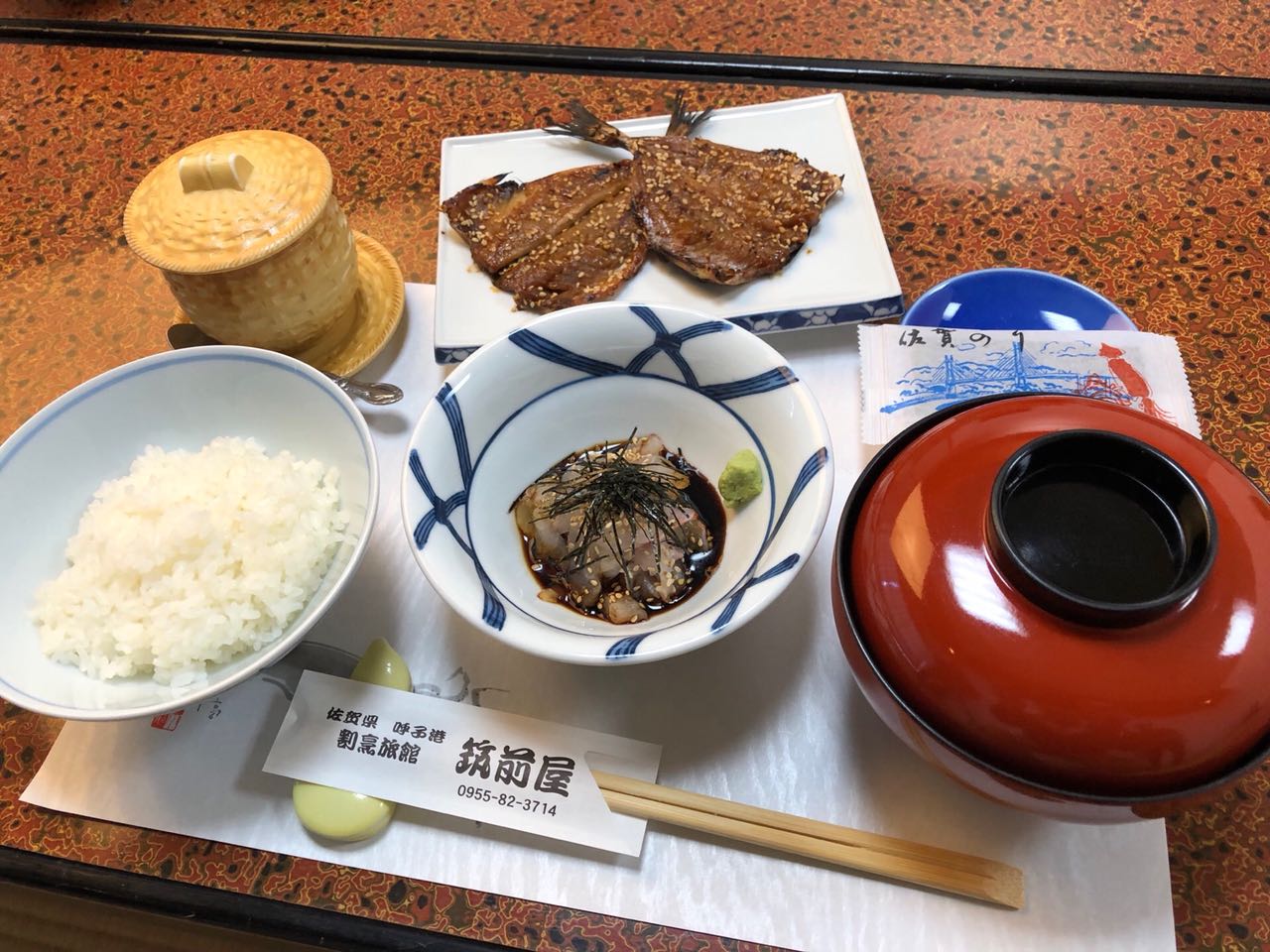 朝食