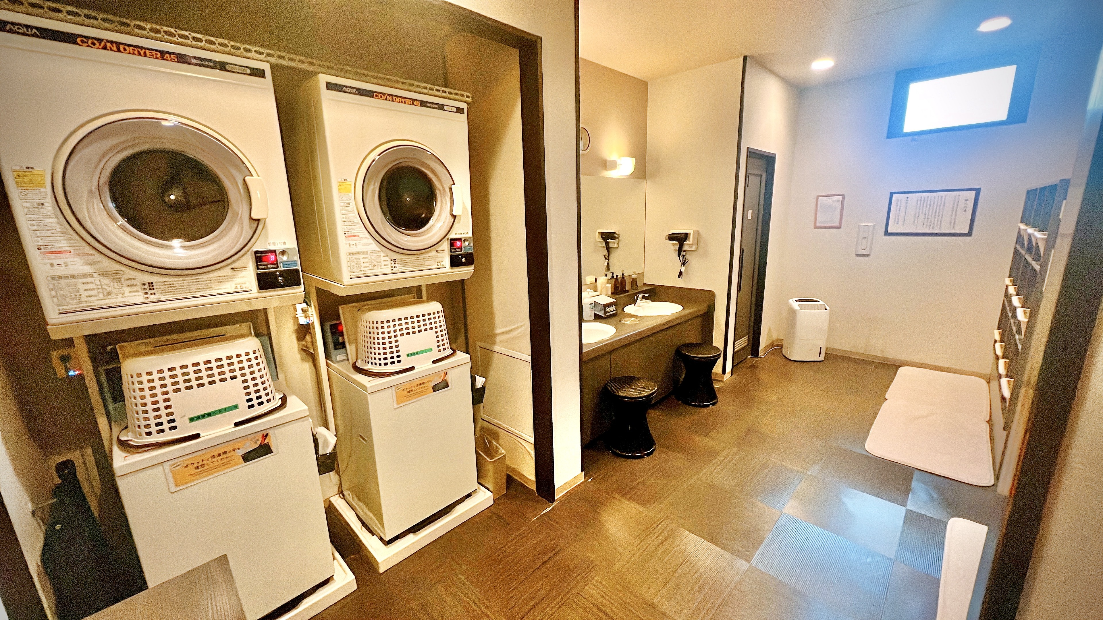 【旅人の湯】男性浴場 脱衣所