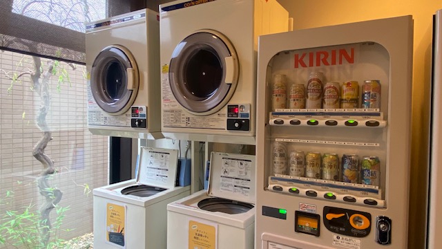 コインランドリー・アルコール自動販売機
